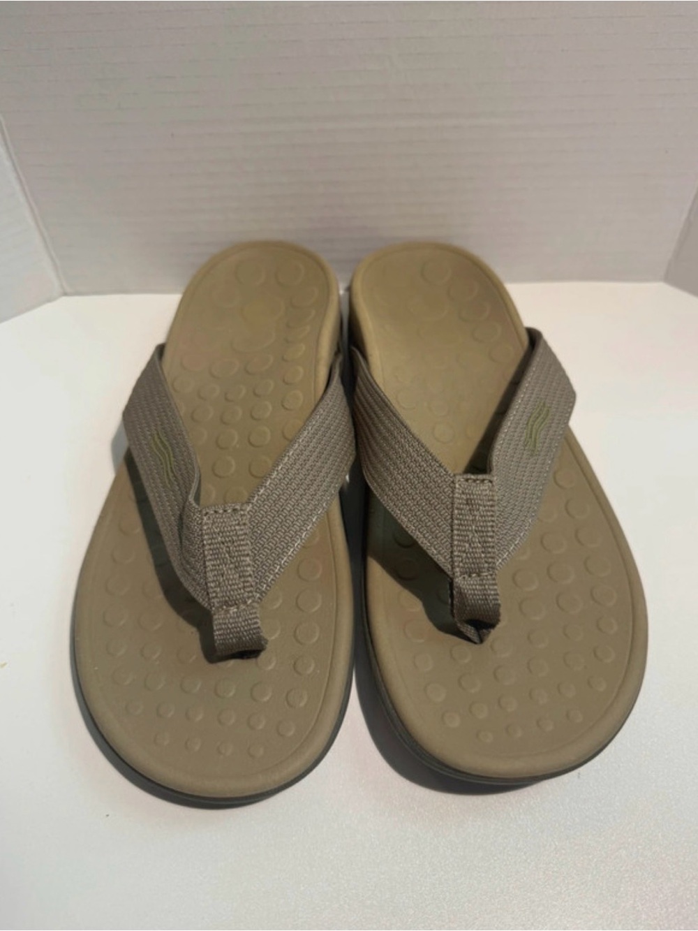 Vionic flip flop - Picture 3 of 4